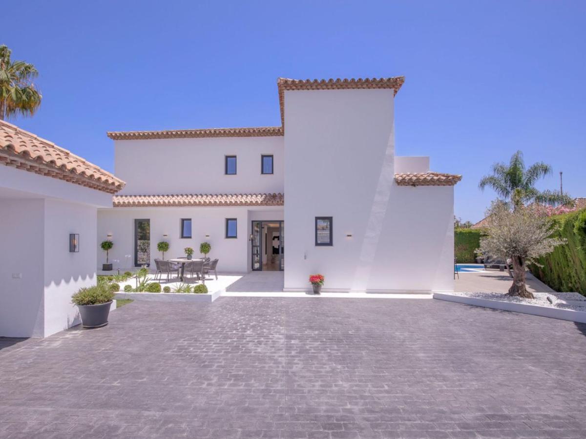 Vacation Marbella I Villa Lina, Golf Valley, Private Heated Pool, Jacuzzi, Close To The Marina Buitenkant foto